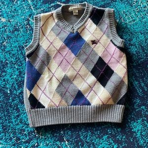 Burberry children’s arygle 3T vest authentic MSRP $400